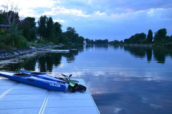Unser Floß im Kuchelauer Hafen